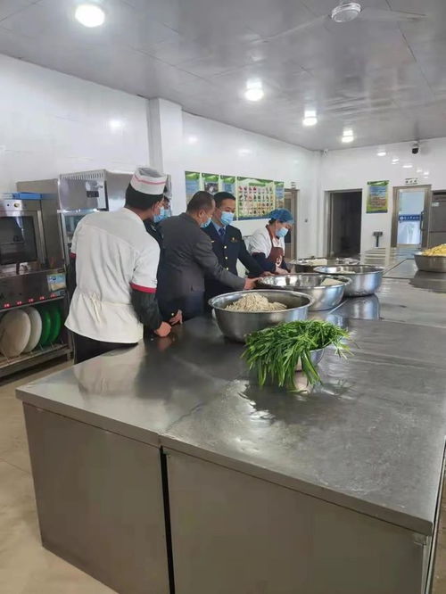 準(zhǔn)旗市場監(jiān)督管理局多措并舉開展清明節(jié)期間餐飲服務(wù)食品安全專項(xiàng)檢查